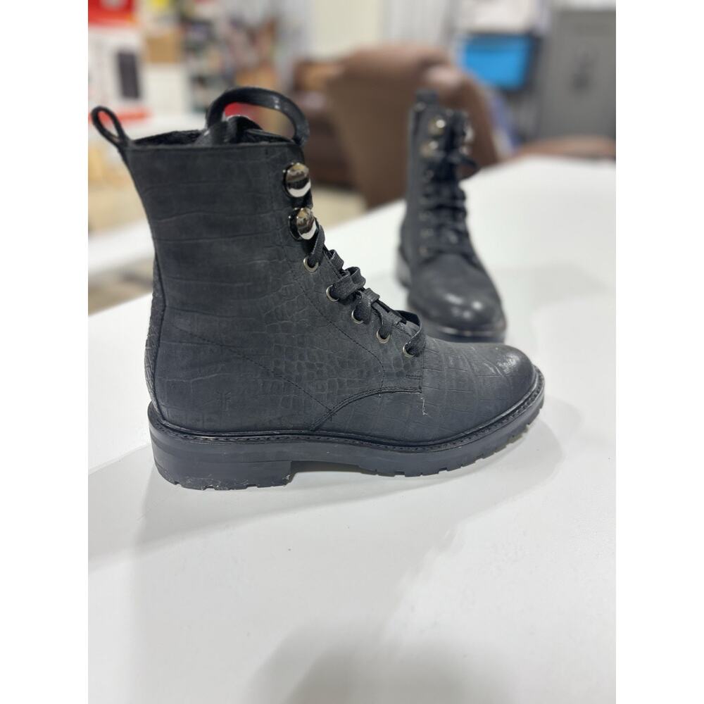 NWOT Frye Julie Hook Combat Boots Womens Black Vintage Leather MSRP $358 76269 - Picture 4 of 12